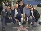 Daniel Valery, Johnny Meeks, Dickie Harrell, Tommy Facenda, Graham Fenton, on Gene's Star in Hollywood - Clic to enlarge / Cliquer pour agrandir