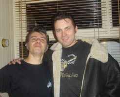 Red Teddy & Darrel Higham - Photo � Betty - 2004