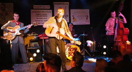 The Noisy Boys - 1st Rockin' Gone Party - November 27, 2004 - Lyon (France) - photo � Juan 2004 - clic to enlarge